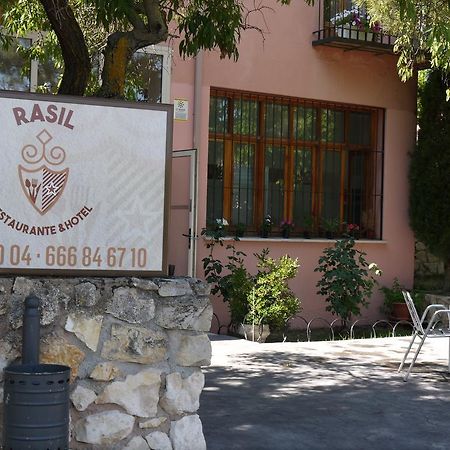 Hotel Rasil เกว็งกา ภายนอก รูปภาพ