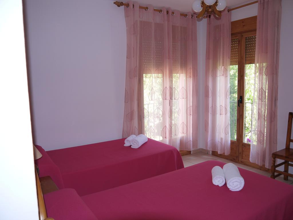 Hotel Rasil เกว็งกา ภายนอก รูปภาพ